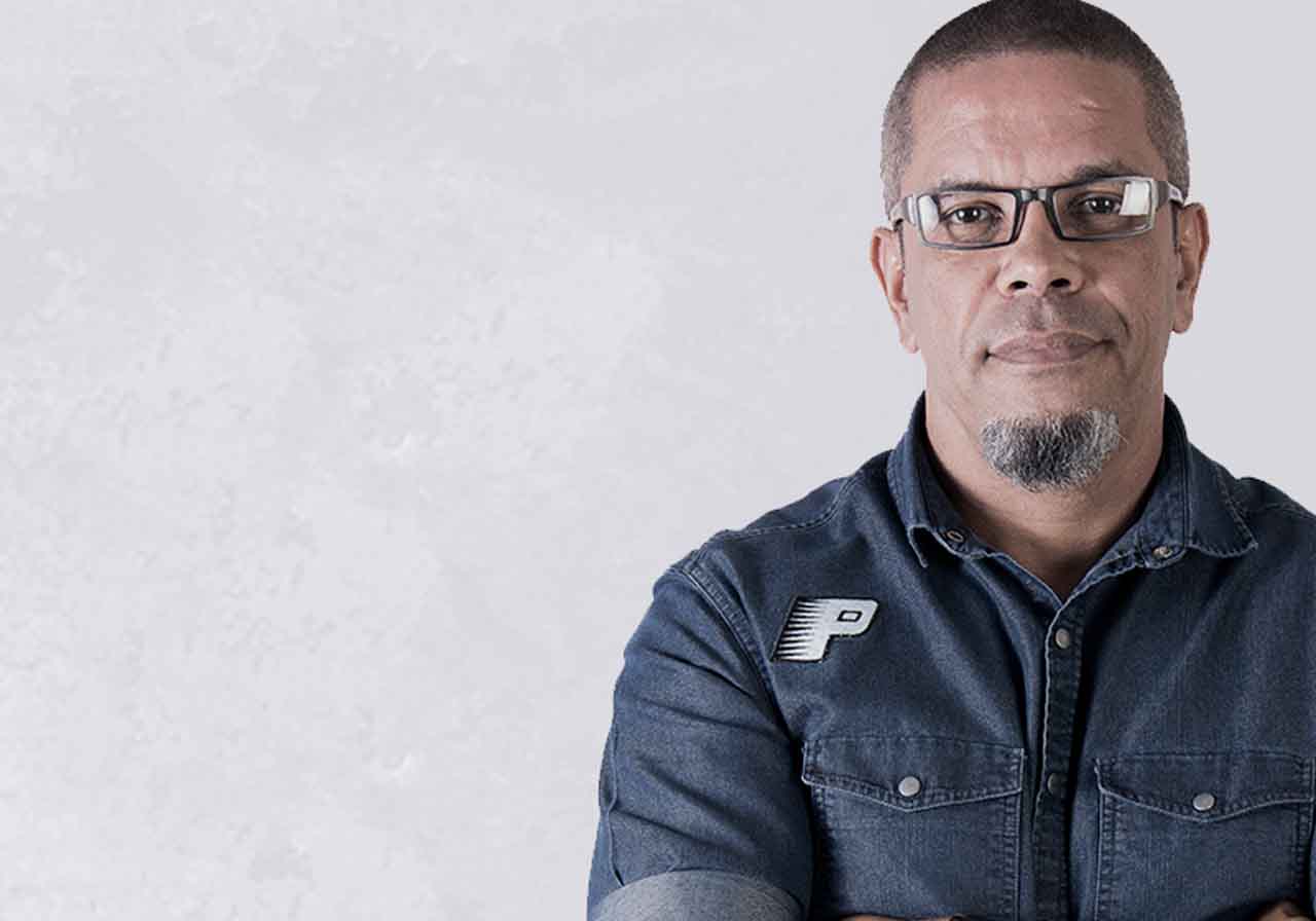 DNA confirma que Neil Barreto é pai da criança que teve com fiel