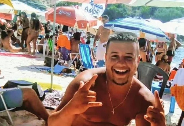 ‘Ele não se conformou em perdê-la e o matou’, diz avó de jovem morto em casa de festas; polícia investiga ex da namorada da vítima