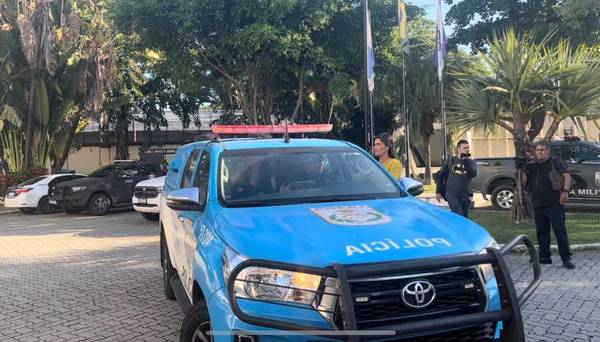 Suspeitos de roubar e esfaquear turista chileno em Niterói são presos