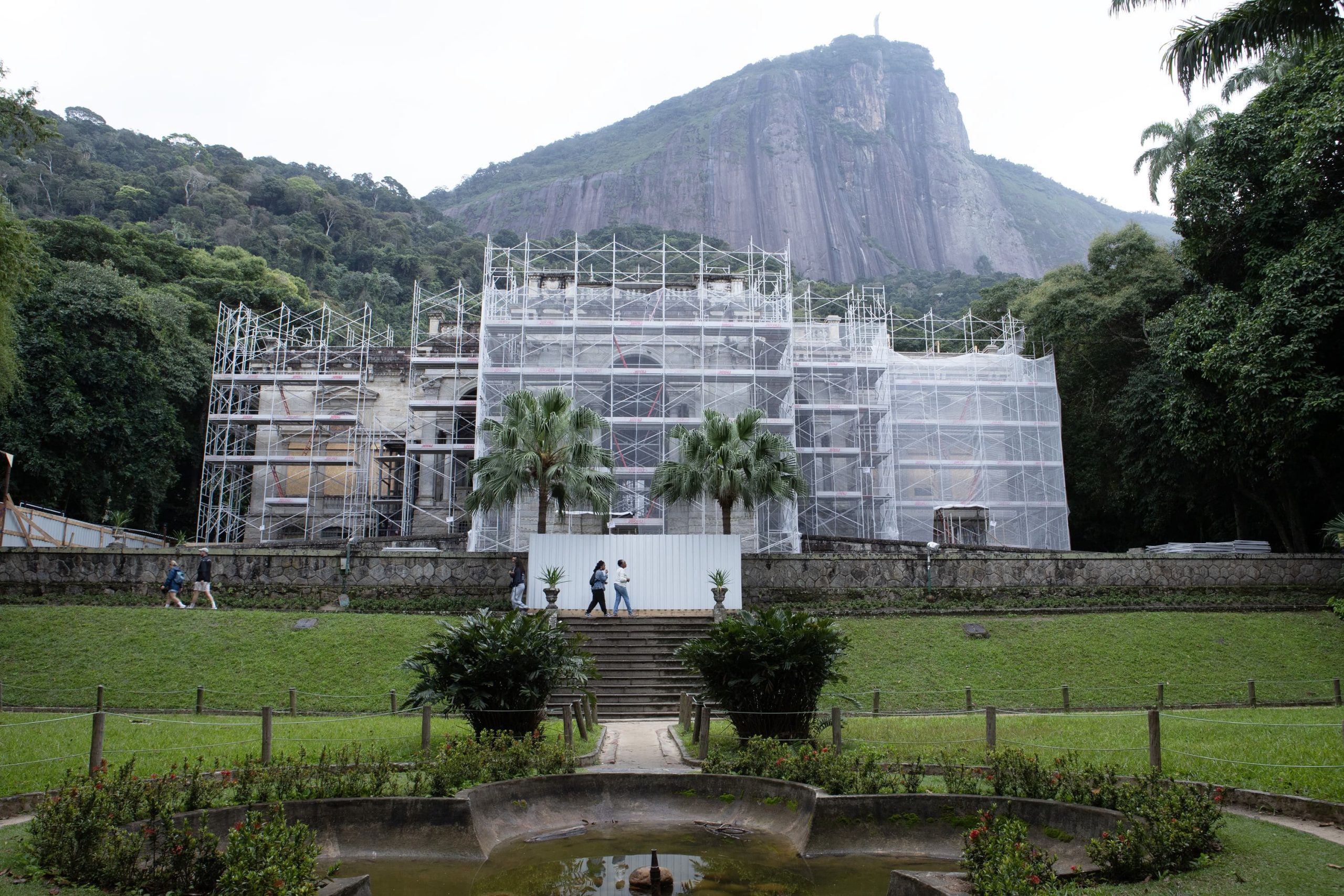 Parque Lage no Rio progride com obras de restauração histórica