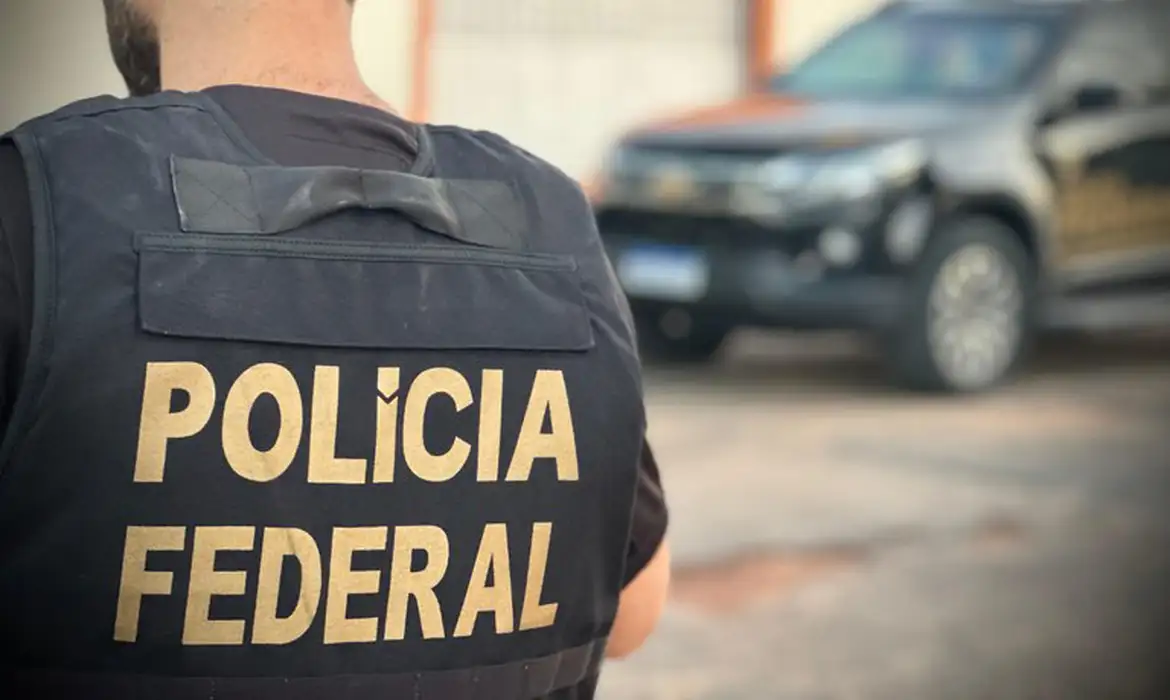 Operação da PF em São Paulo resulta no afastamento do prefeito do cargo