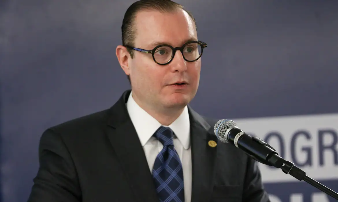 Presidente do TJRJ segue à frente da Justiça no Rio, decide STF